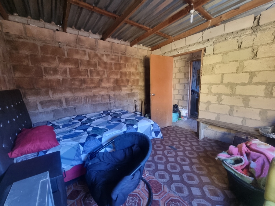 4 Bedroom Property for Sale in Kwanonqaba Western Cape